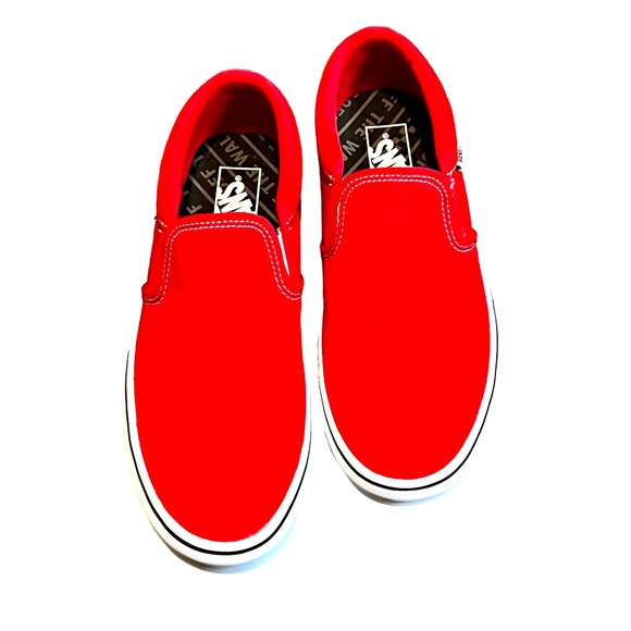 Men’s VANS Off The Wall Sneakers Slip Ons Red Checkered Size 8 - Picture 3 of 5